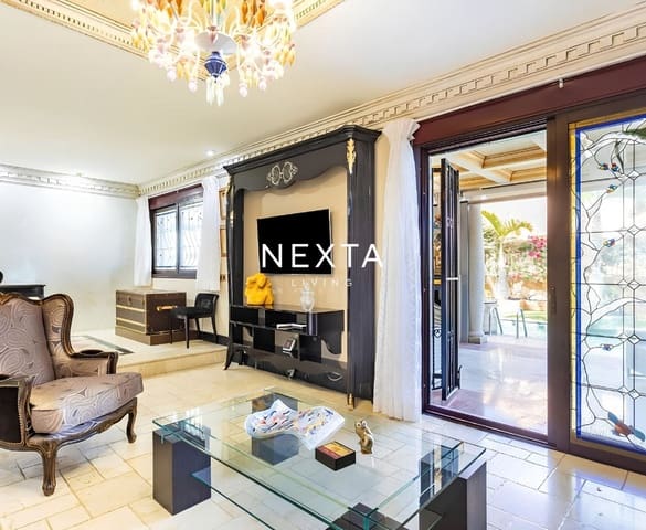 4 chambre Villa/Maison à vendre à Los Cristianos, Arona avec piscine garage - 2 450 000 € (Ref: 10094876)