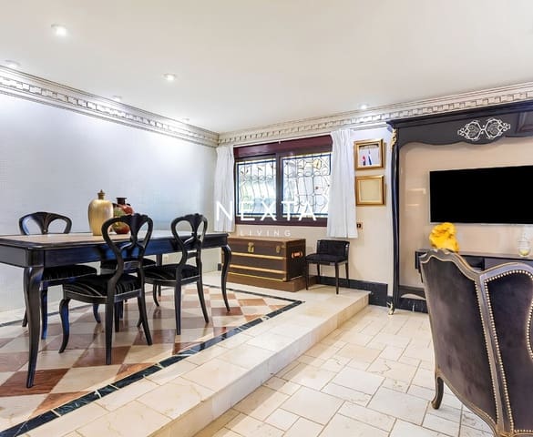 4 chambre Villa/Maison à vendre à Los Cristianos, Arona avec piscine garage - 2 450 000 € (Ref: 10094876)