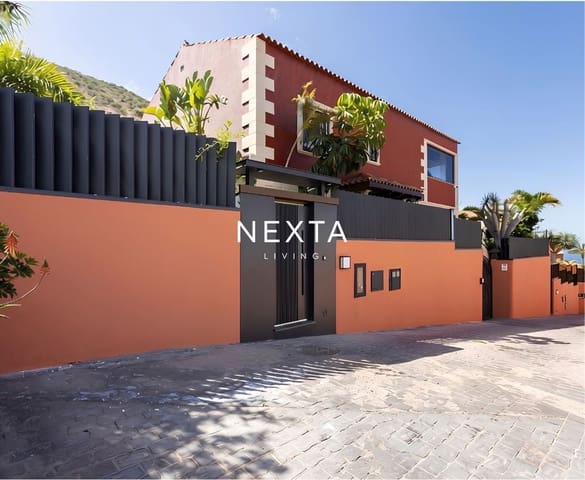 4 chambre Villa/Maison à vendre à Los Cristianos, Arona avec piscine garage - 2 450 000 € (Ref: 10094876)