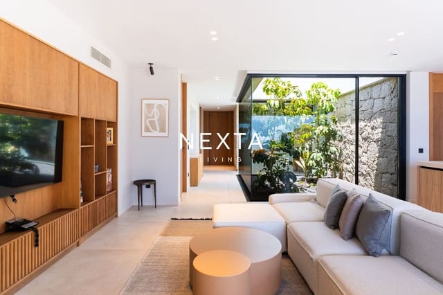 3 soverom Villa til salgs i La Caleta Adeje, Adeje med svømmebasseng garasje - € 2 300 000 (Ref: 10095361)
