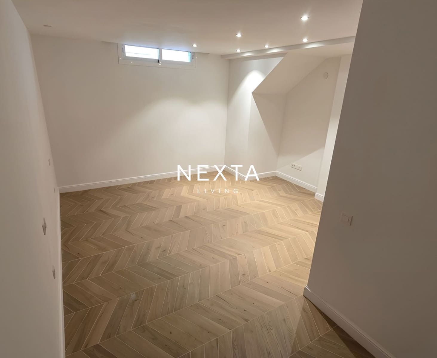 5 chambre Villa/Maison à vendre à Los Cristianos avec piscine garage - 1 300 000 € (Ref: 10104358)