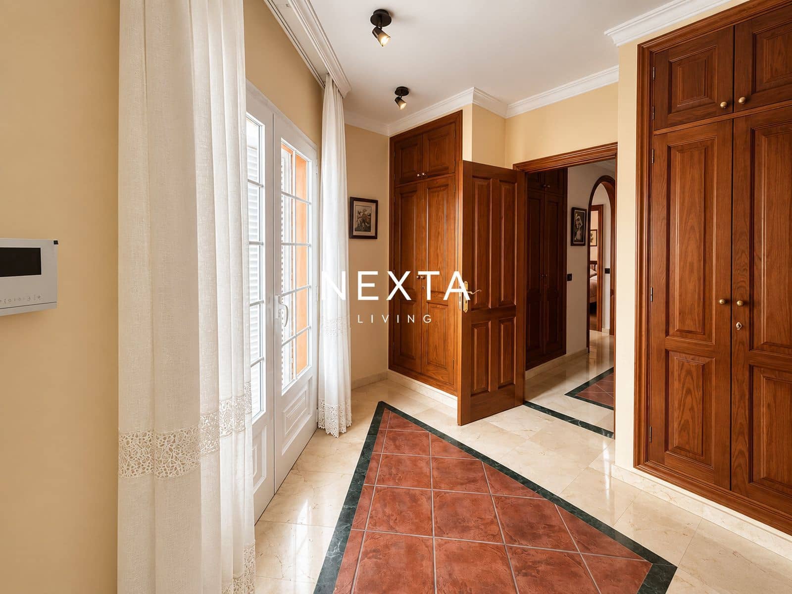 6 camera da letto Villa in vendita in Los Olivos con piscina garage - 1.750.000 € (Rif: 10111903)