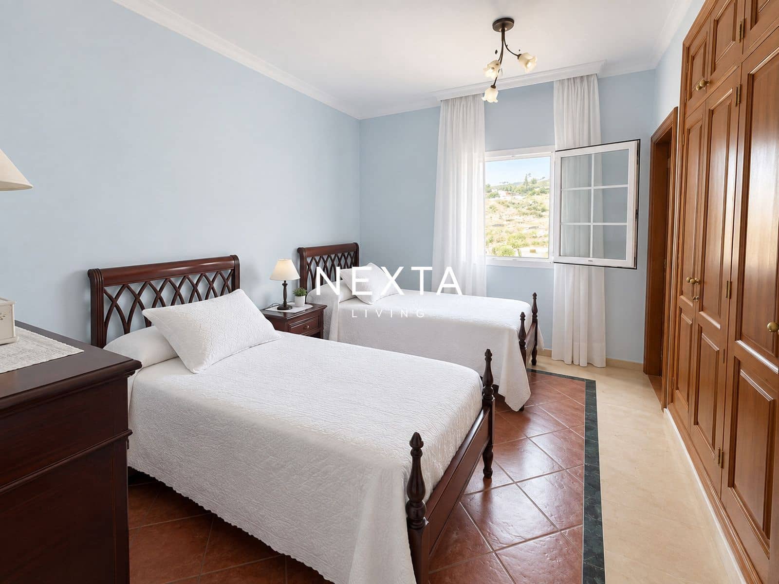 6 camera da letto Villa in vendita in Los Olivos con piscina garage - 1.750.000 € (Rif: 10111903)