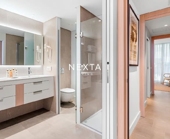 Piso de 2 habitaciones en Guía de Isora en venta con piscina garaje - 1.040.000 € (Ref: 10168010)