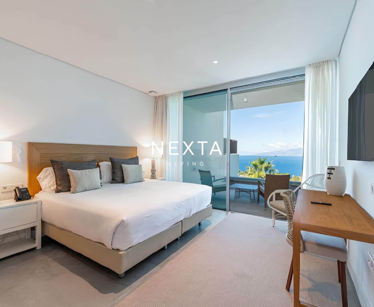 Piso de 3 habitaciones en Guía de Isora en venta con piscina garaje - 1.475.000 € (Ref: 10168011)