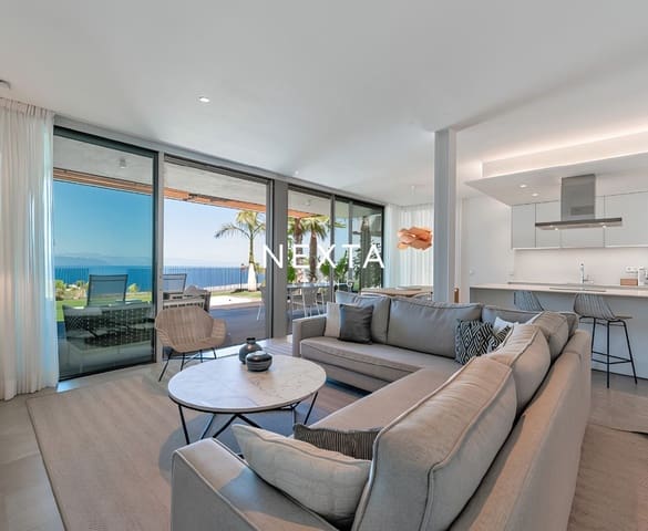 3 bedroom Flat for sale in Guía de Isora with pool garage - € 1,475,000 (Ref: 10168011)