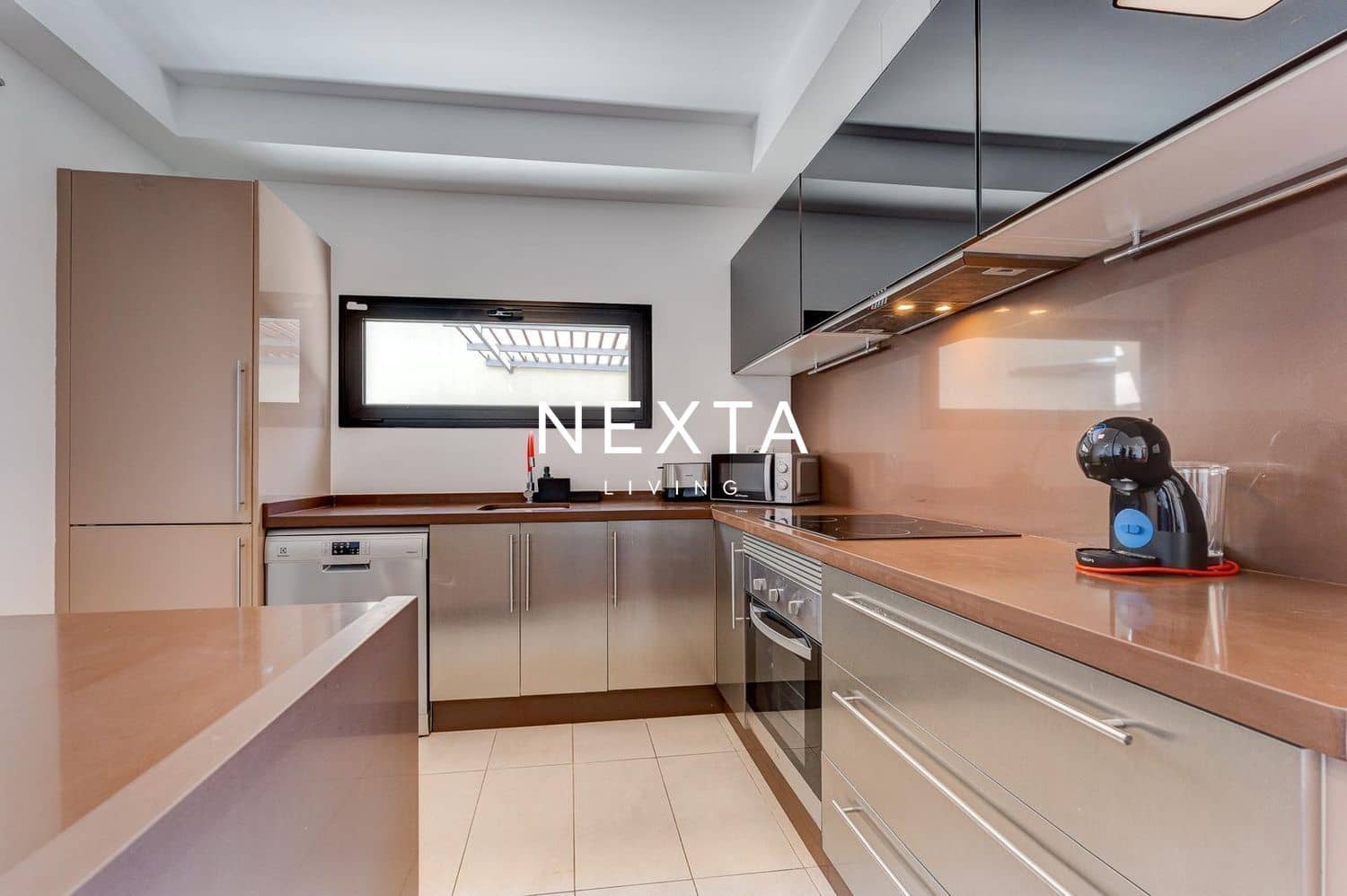 4 bedroom Villa for sale in Costa Adeje with pool garage - € 1,475,000 (Ref: 10170414)
