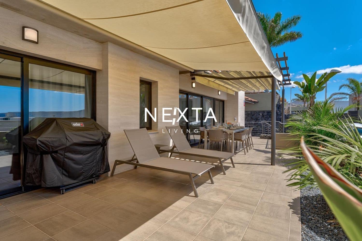 4 bedroom Villa for sale in Costa Adeje with pool garage - € 1,475,000 (Ref: 10170414)