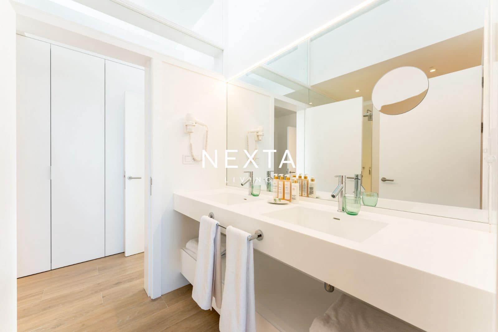 Chalet de 3 habitaciones en Guía de Isora en venta con piscina garaje - 2.150.000 € (Ref: 10179450)