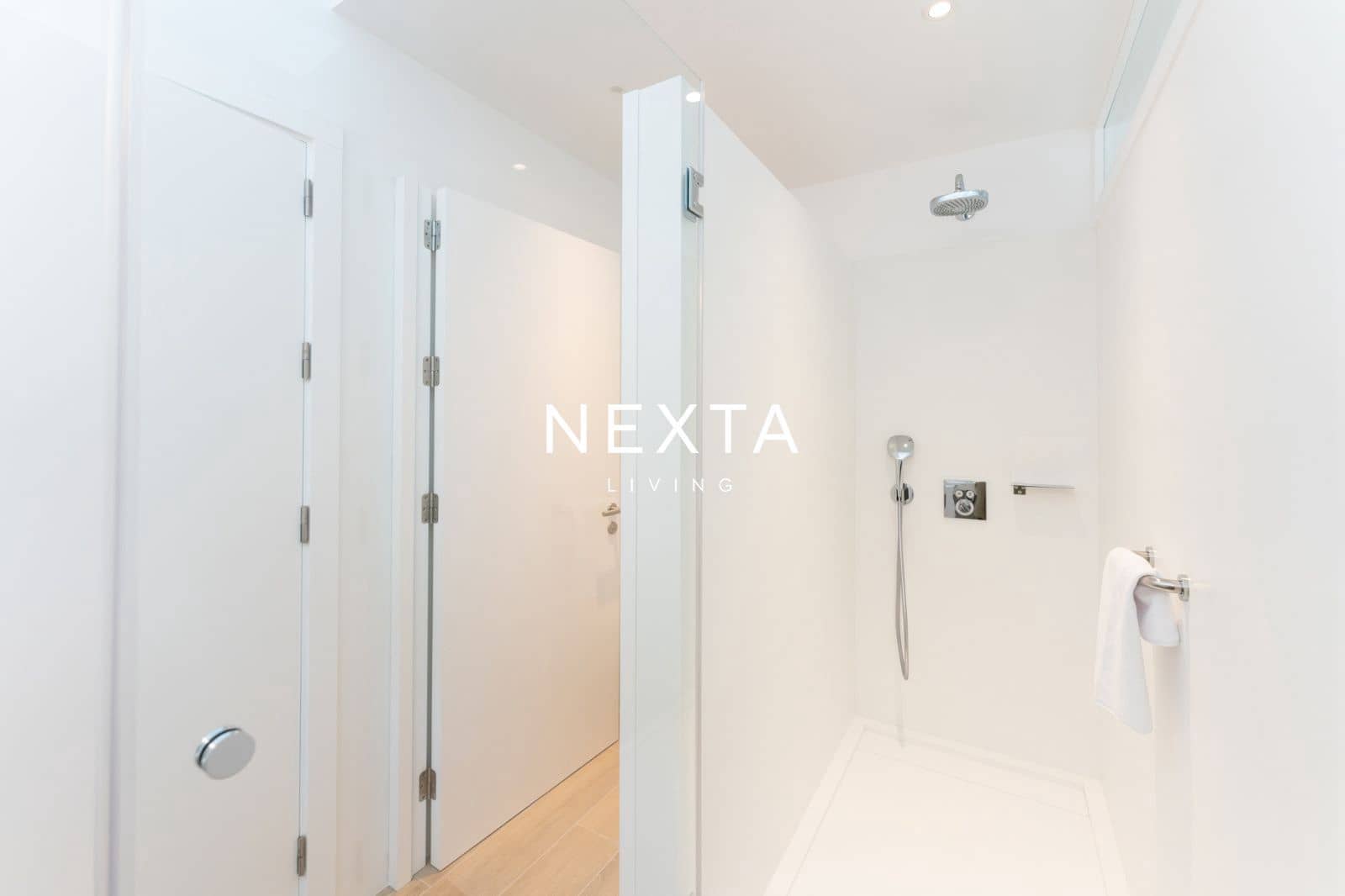 Chalet de 3 habitaciones en Guía de Isora en venta con piscina garaje - 2.150.000 € (Ref: 10179450)