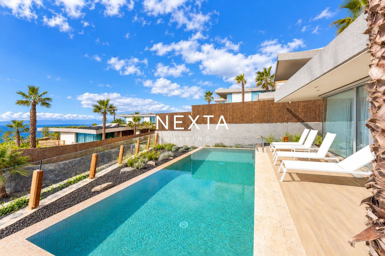 Chalet de 3 habitaciones en Guía de Isora en venta con piscina garaje - 2.150.000 € (Ref: 10179450)