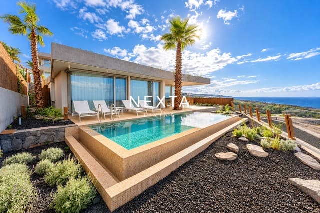 Chalet de 3 habitaciones en Guía de Isora en venta con piscina garaje - 2.150.000 € (Ref: 10179450)