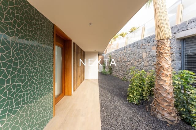 Chalet de 3 habitaciones en Guía de Isora en venta con piscina garaje - 2.150.000 € (Ref: 10179450)