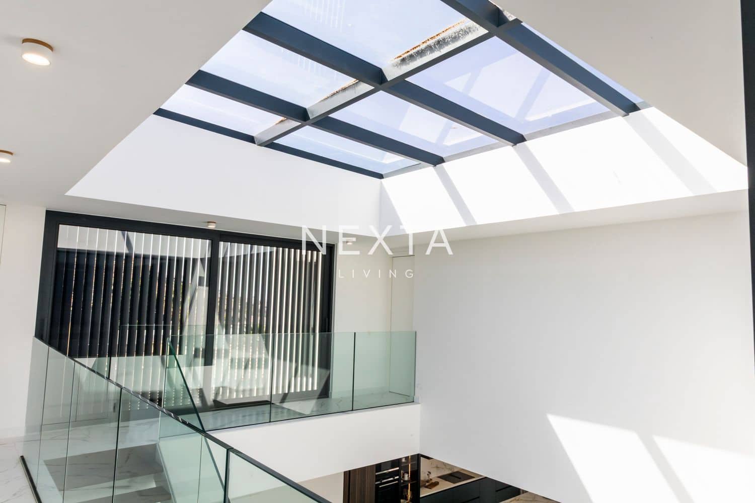 5 Zimmer Villa zu verkaufen in Adeje mit Pool Garage - 3.500.000 € (Ref: 9515877)