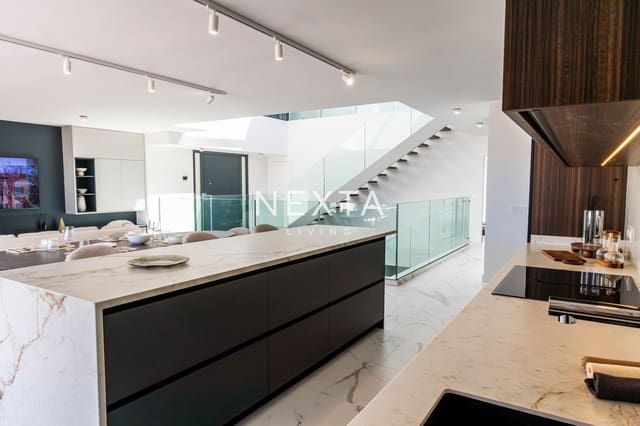 5 Zimmer Villa zu verkaufen in Playa de Fañabé Alto, Adeje mit Pool Garage - 3.500.000 € (Ref: 9515877)