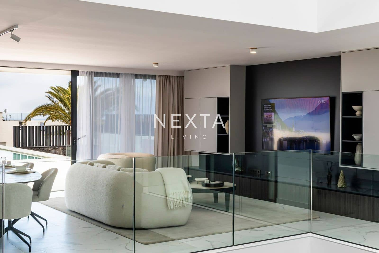 5 Zimmer Villa zu verkaufen in Adeje mit Pool Garage - 3.500.000 € (Ref: 9515877)