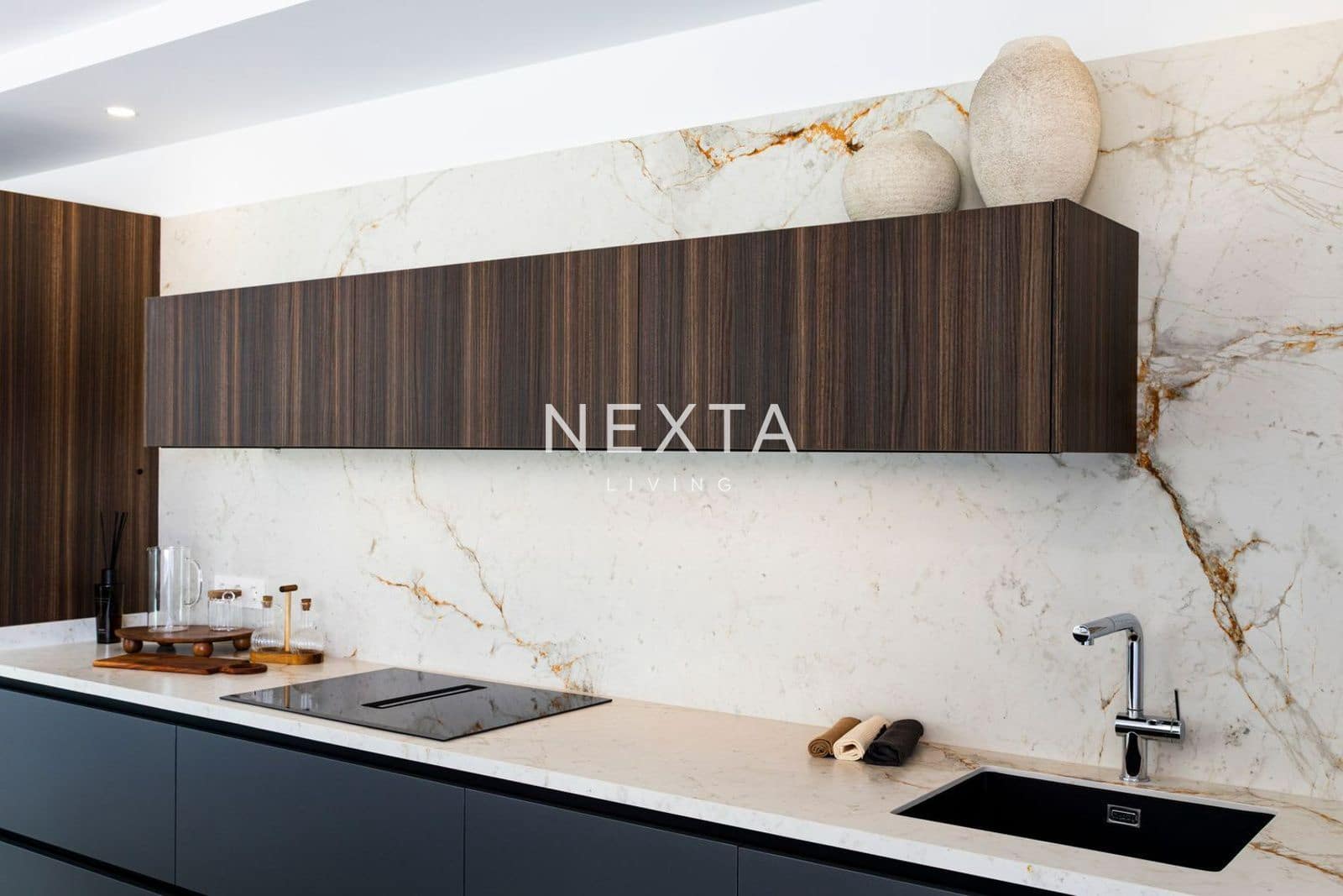 5 Zimmer Villa zu verkaufen in Adeje mit Pool Garage - 3.500.000 € (Ref: 9515877)