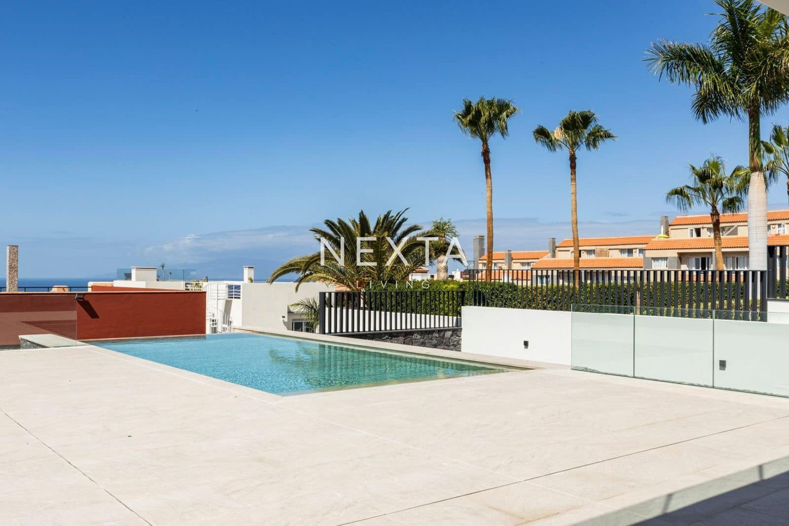 5 Zimmer Villa zu verkaufen in Adeje mit Pool Garage - 3.500.000 € (Ref: 9515877)