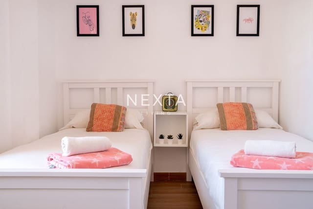 Chalet de 4 habitaciones en Amarilla Golf, San Miguel de Abona en alquiler con piscina garaje - 5.500 € (Ref: 9515878)