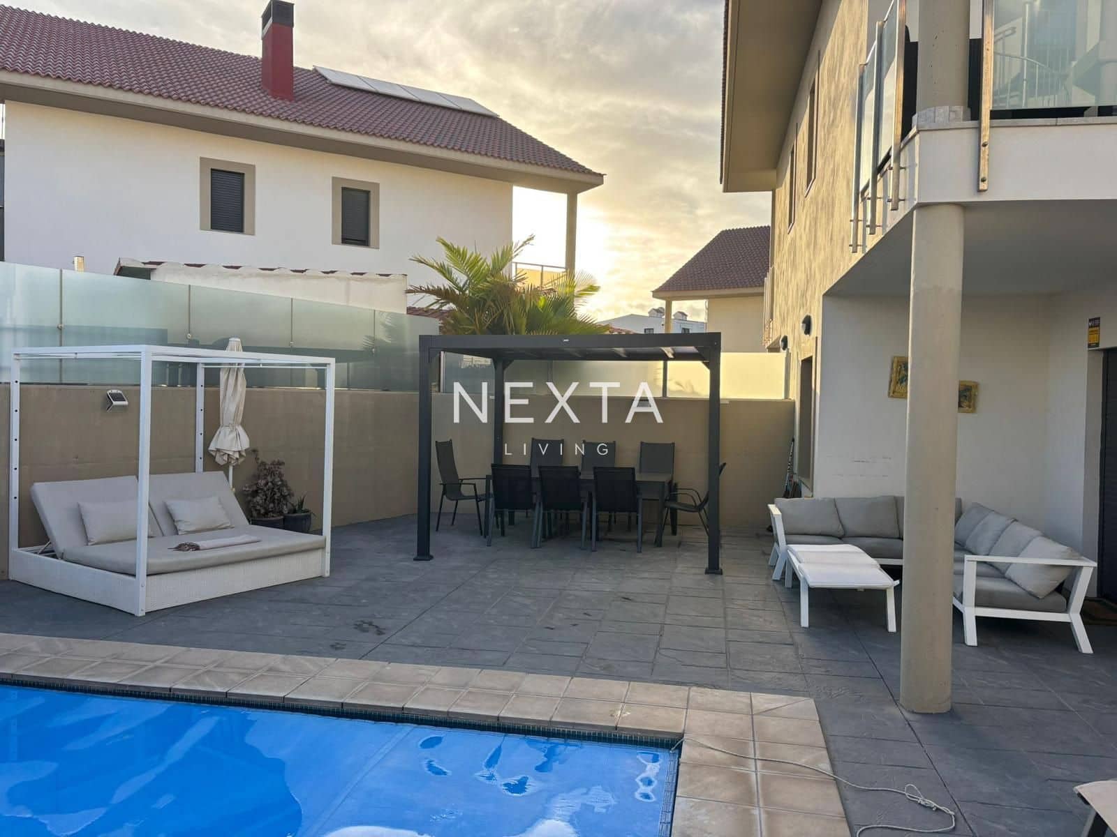 Chalet de 4 habitaciones en Amarilla Golf en alquiler con piscina garaje - 5.500 € (Ref: 9515878)