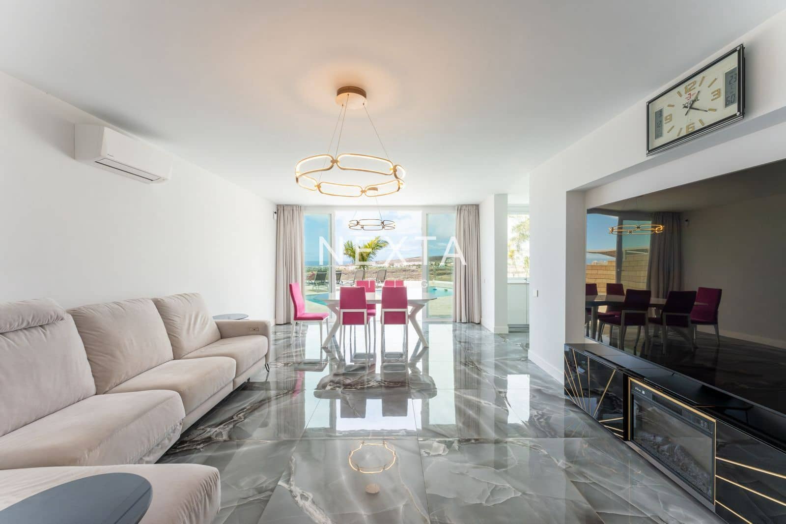 4 soverom Villa til salgs i Costa Adeje med svømmebasseng - € 2 350 000 (Ref: 9515879)