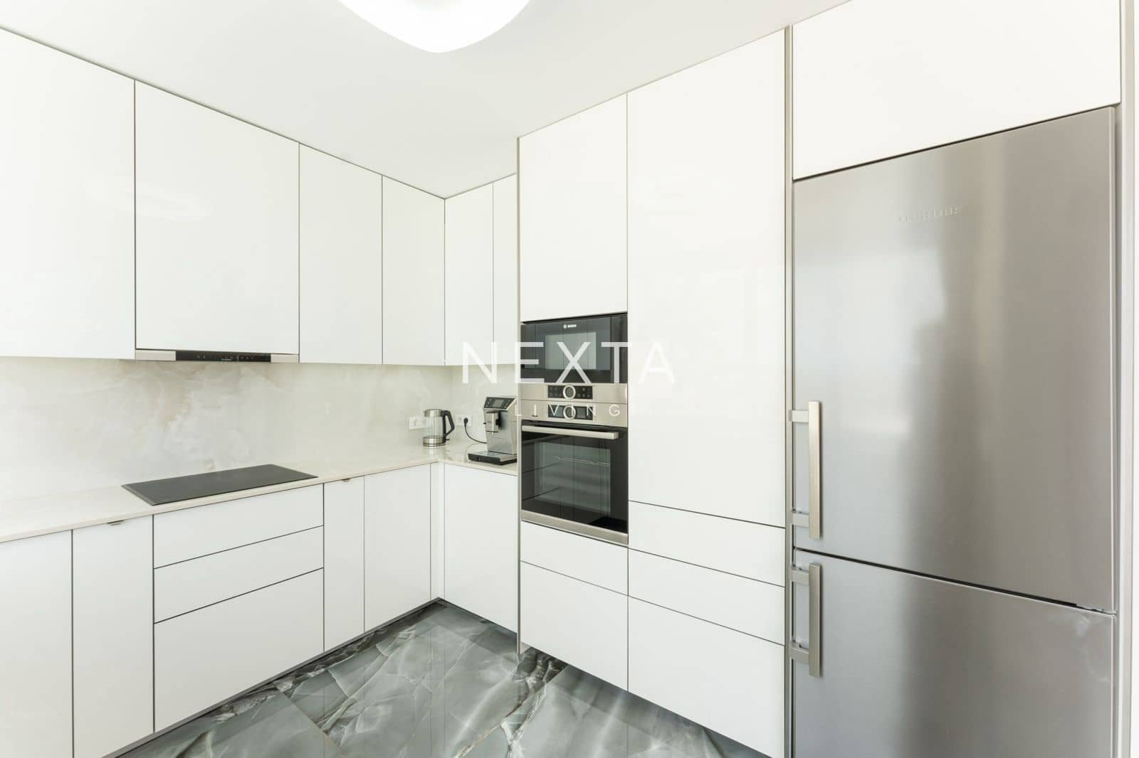 4 soverom Villa til salgs i Costa Adeje med svømmebasseng - € 2 350 000 (Ref: 9515879)