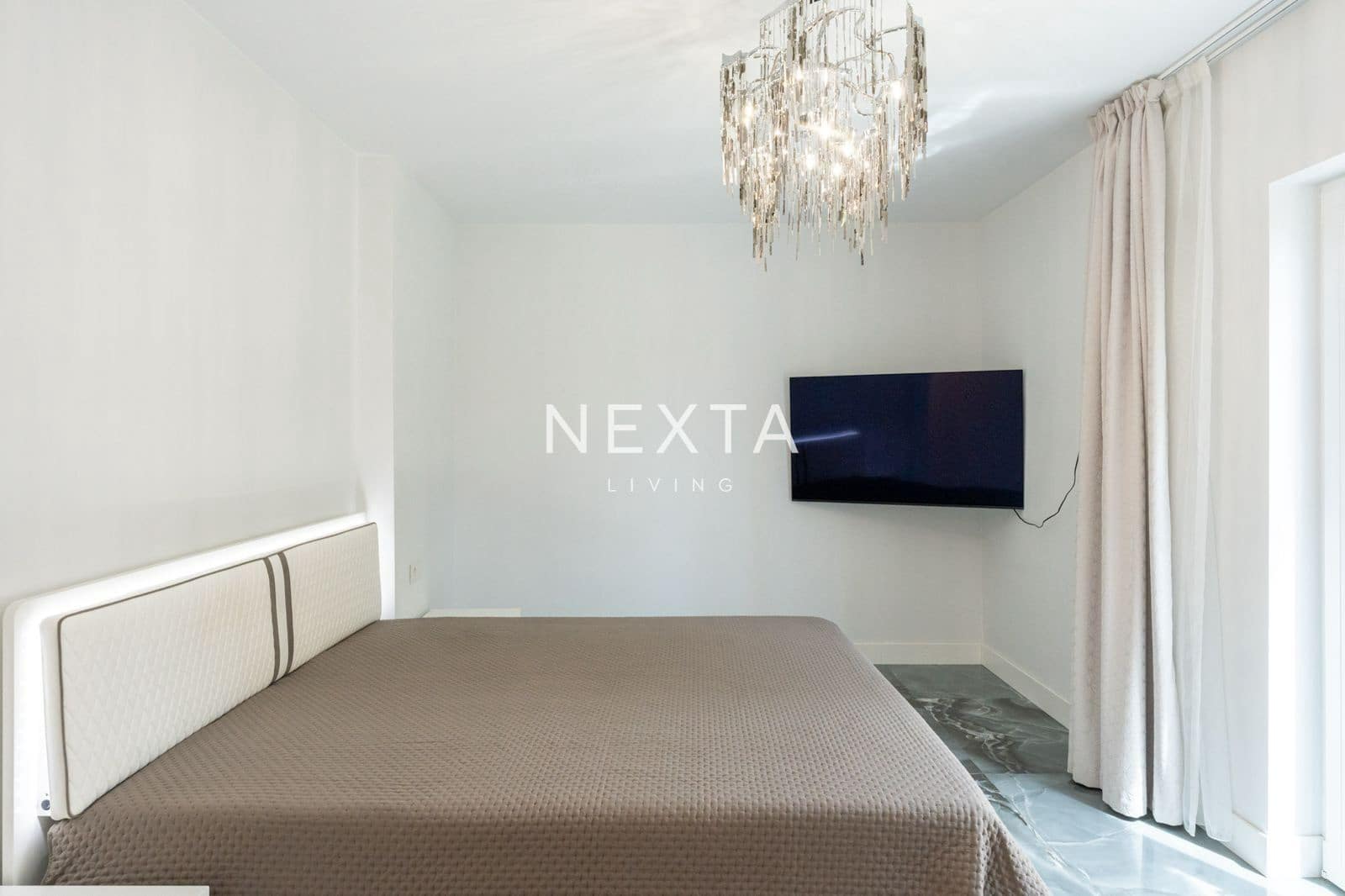 4 soverom Villa til salgs i Costa Adeje med svømmebasseng - € 2 350 000 (Ref: 9515879)