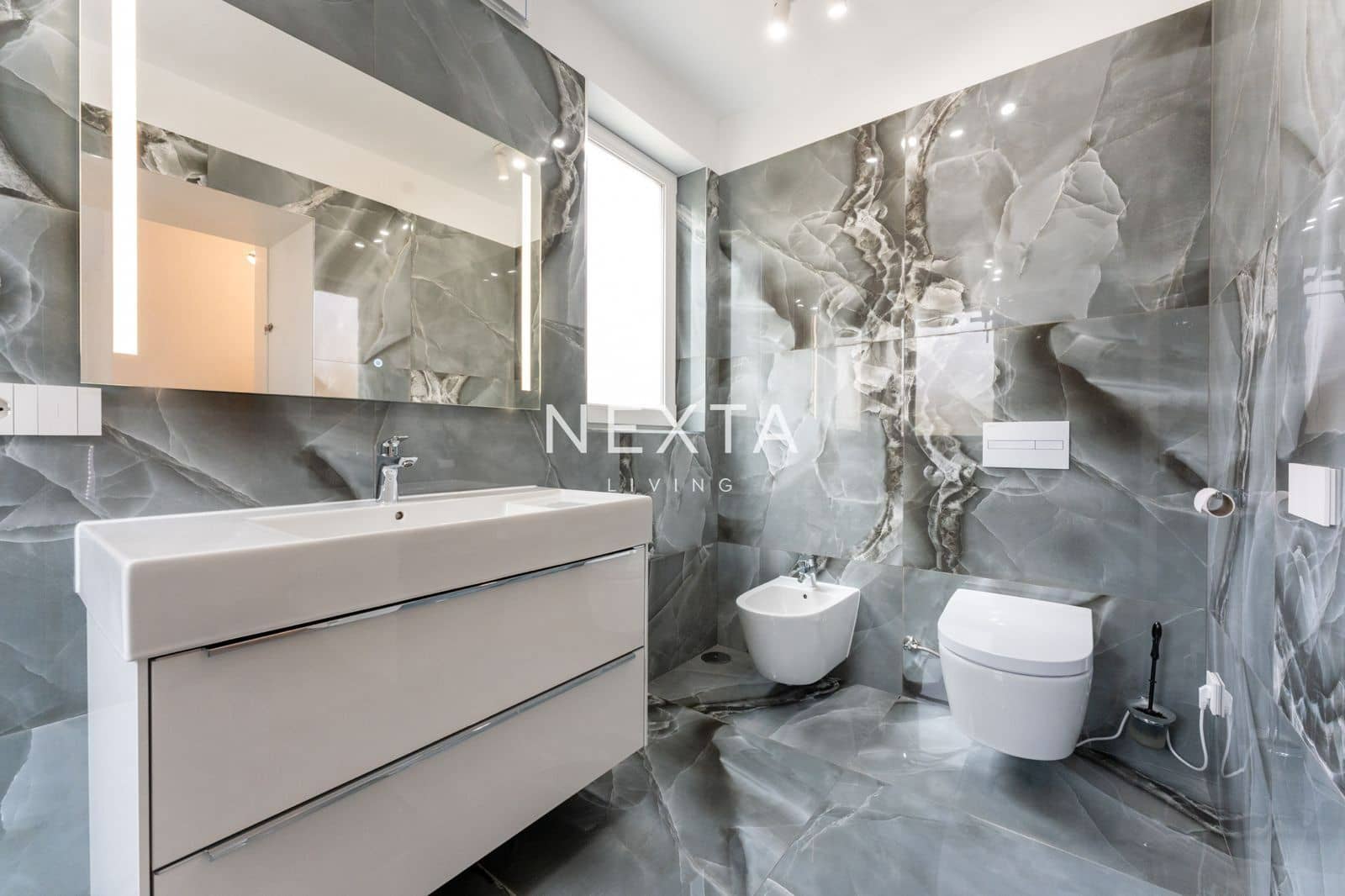 4 soverom Villa til salgs i Costa Adeje med svømmebasseng - € 2 350 000 (Ref: 9515879)