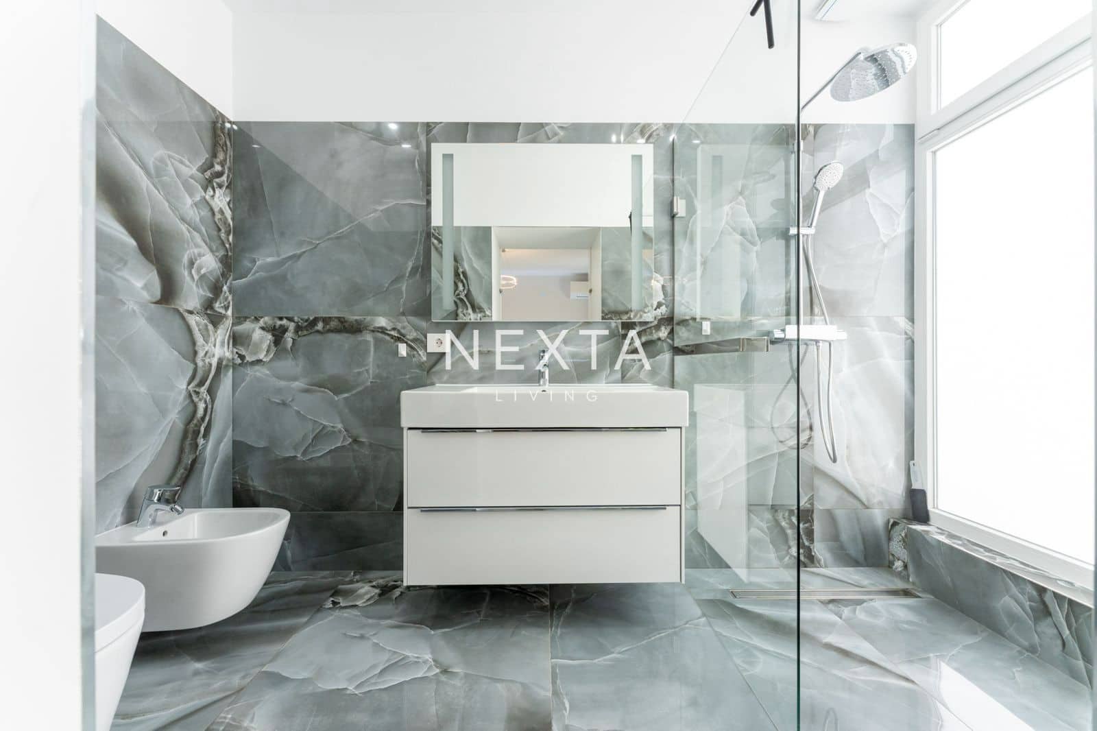 4 soverom Villa til salgs i Costa Adeje med svømmebasseng - € 2 350 000 (Ref: 9515879)