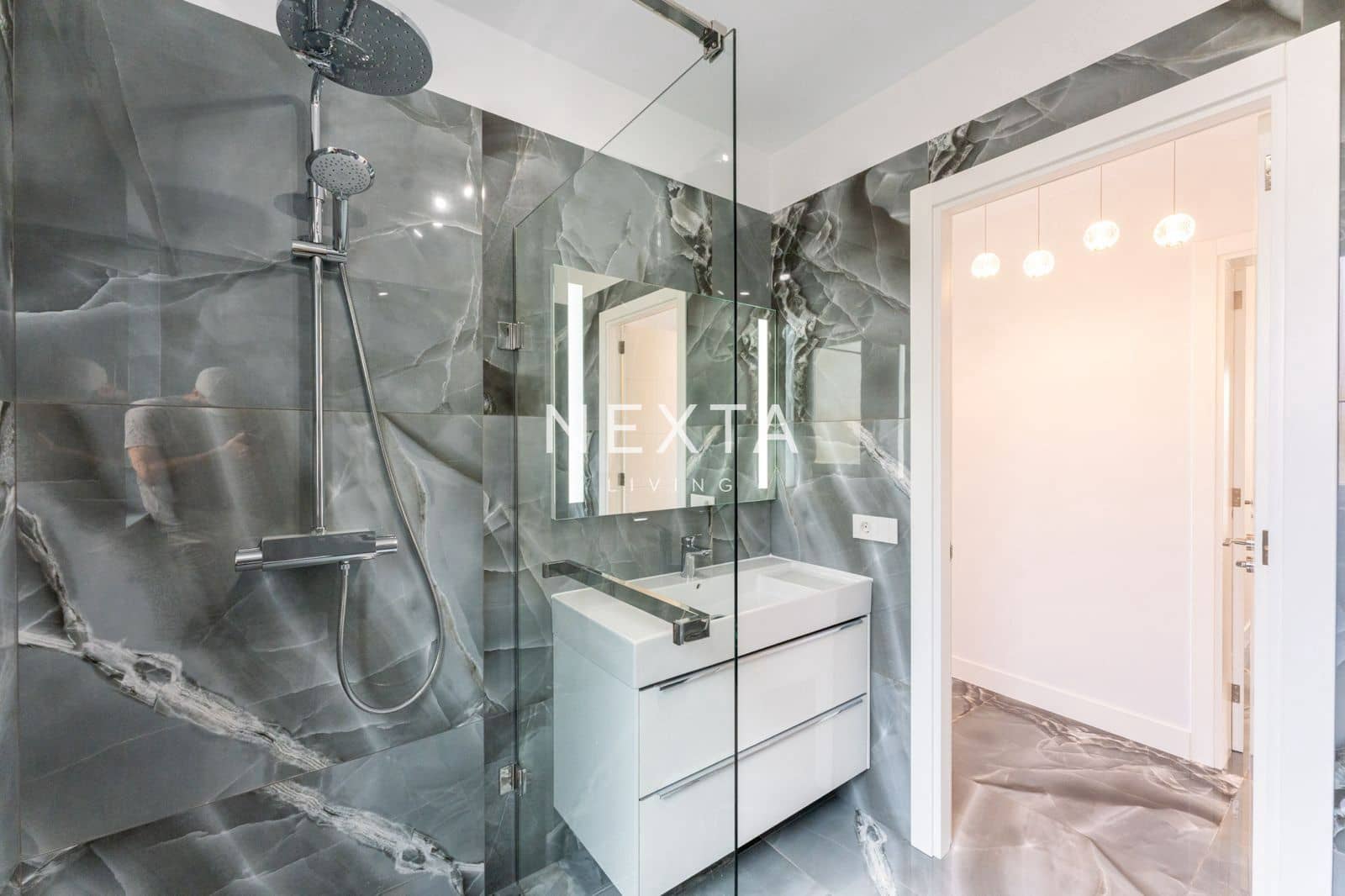 4 soverom Villa til salgs i Costa Adeje med svømmebasseng - € 2 350 000 (Ref: 9515879)