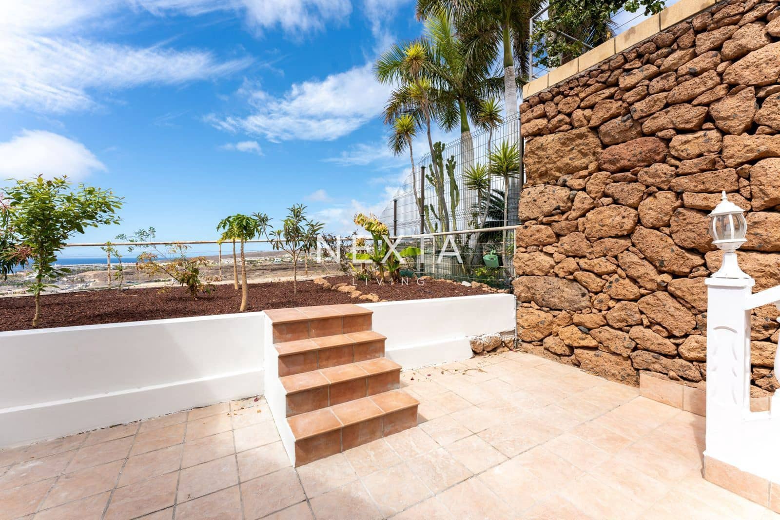 4 soverom Villa til salgs i Costa Adeje med svømmebasseng - € 2 350 000 (Ref: 9515879)