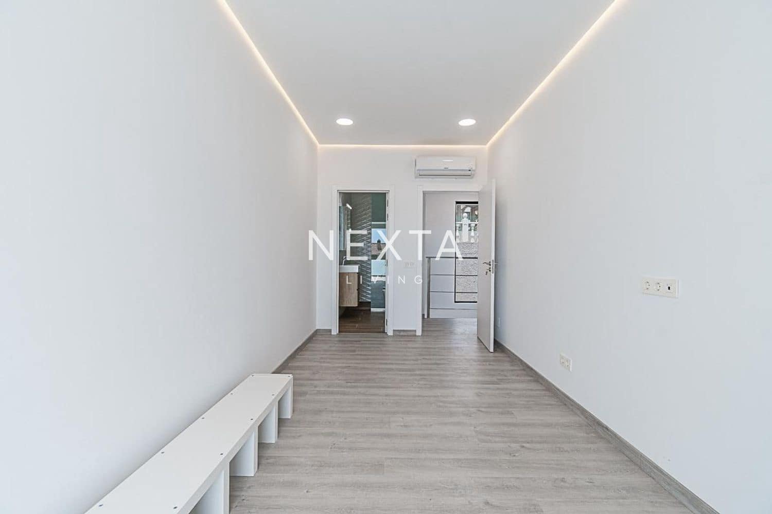 4 soveværelse Villa til salg i Costa Adeje med swimmingpool garage - € 1.800.000 (Ref: 9515880)