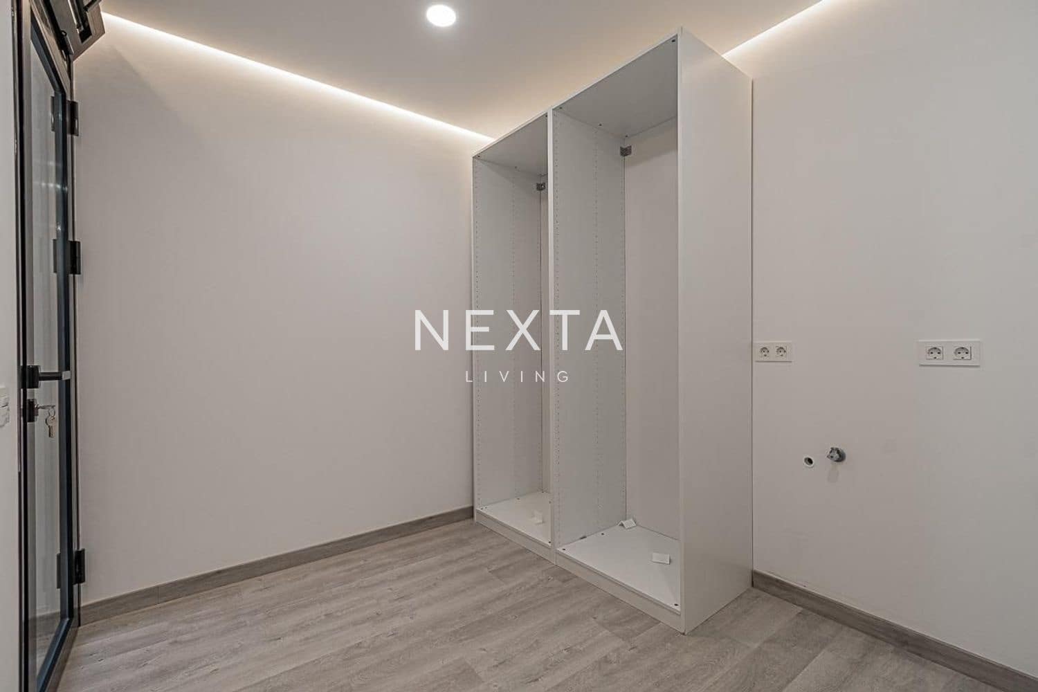 4 soveværelse Villa til salg i Costa Adeje med swimmingpool garage - € 1.800.000 (Ref: 9515880)