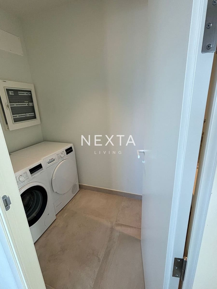 3 makuuhuone Huvila vuokrattavana paikassa Guia de Isora mukana uima-altaan 
autotalli - 6 650 € (Ref: 9515883)