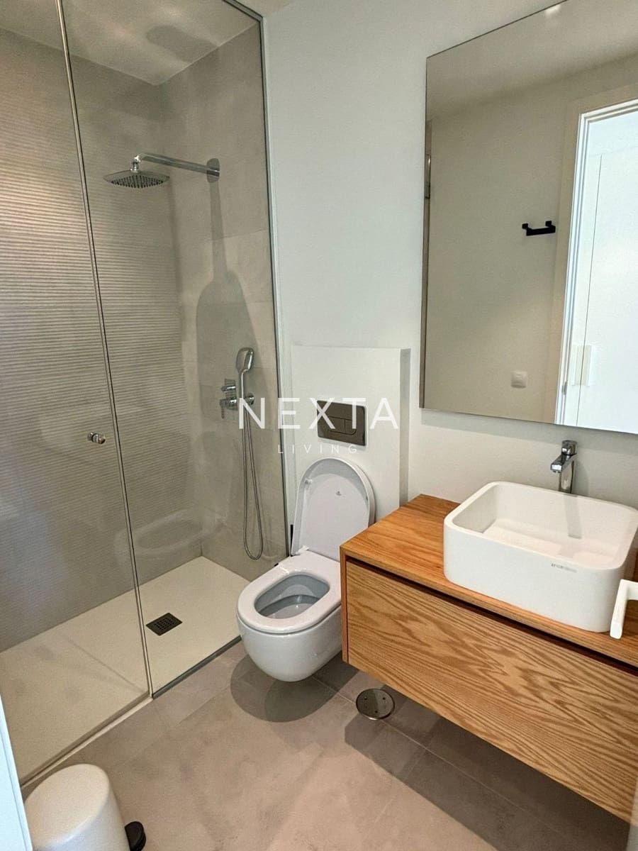 3 makuuhuone Huvila vuokrattavana paikassa Guia de Isora mukana uima-altaan 
autotalli - 6 650 € (Ref: 9515883)