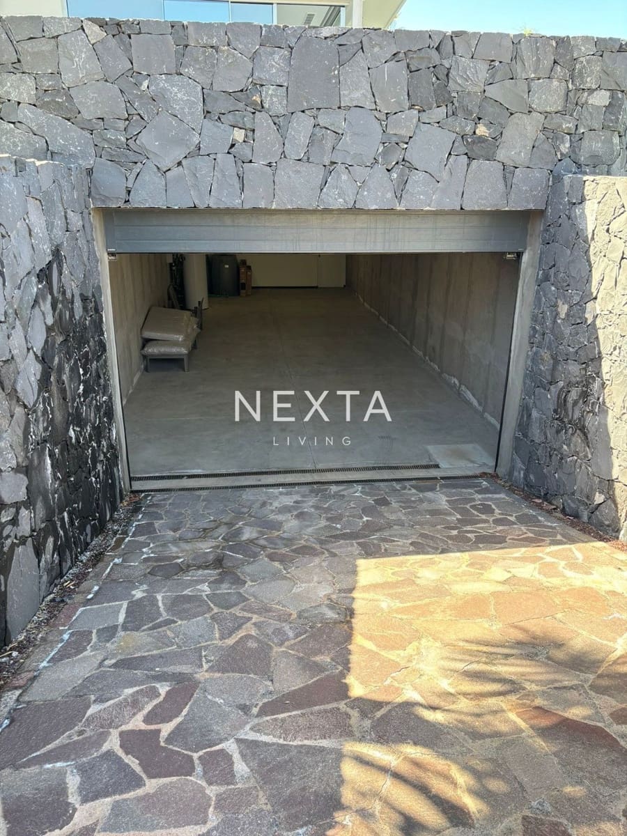 3 makuuhuone Huvila vuokrattavana paikassa Guia de Isora mukana uima-altaan 
autotalli - 6 650 € (Ref: 9515883)