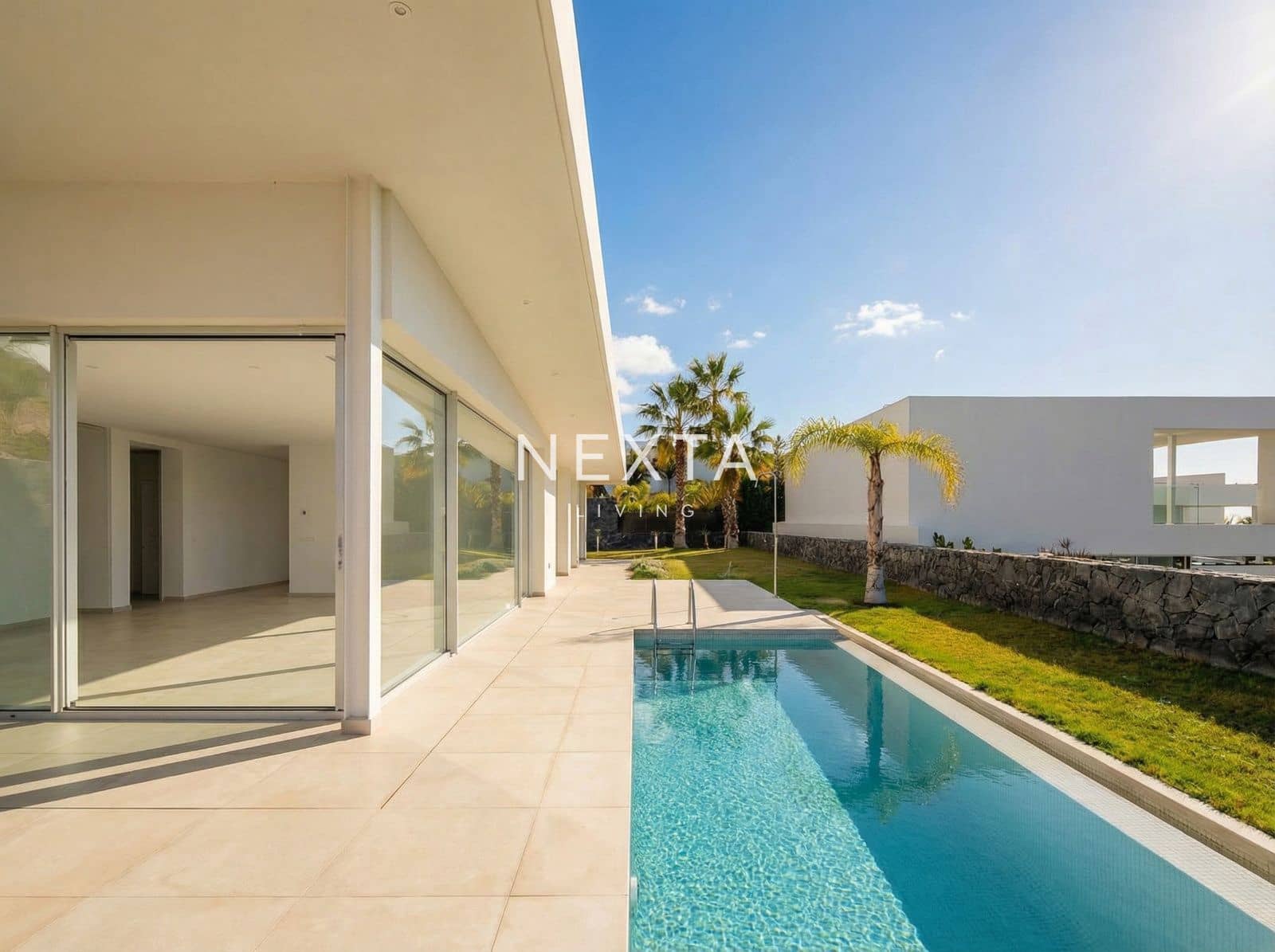 3 bedroom Villa for rent in Guia de Isora with pool garage - € 6,650 (Ref: 9515883)