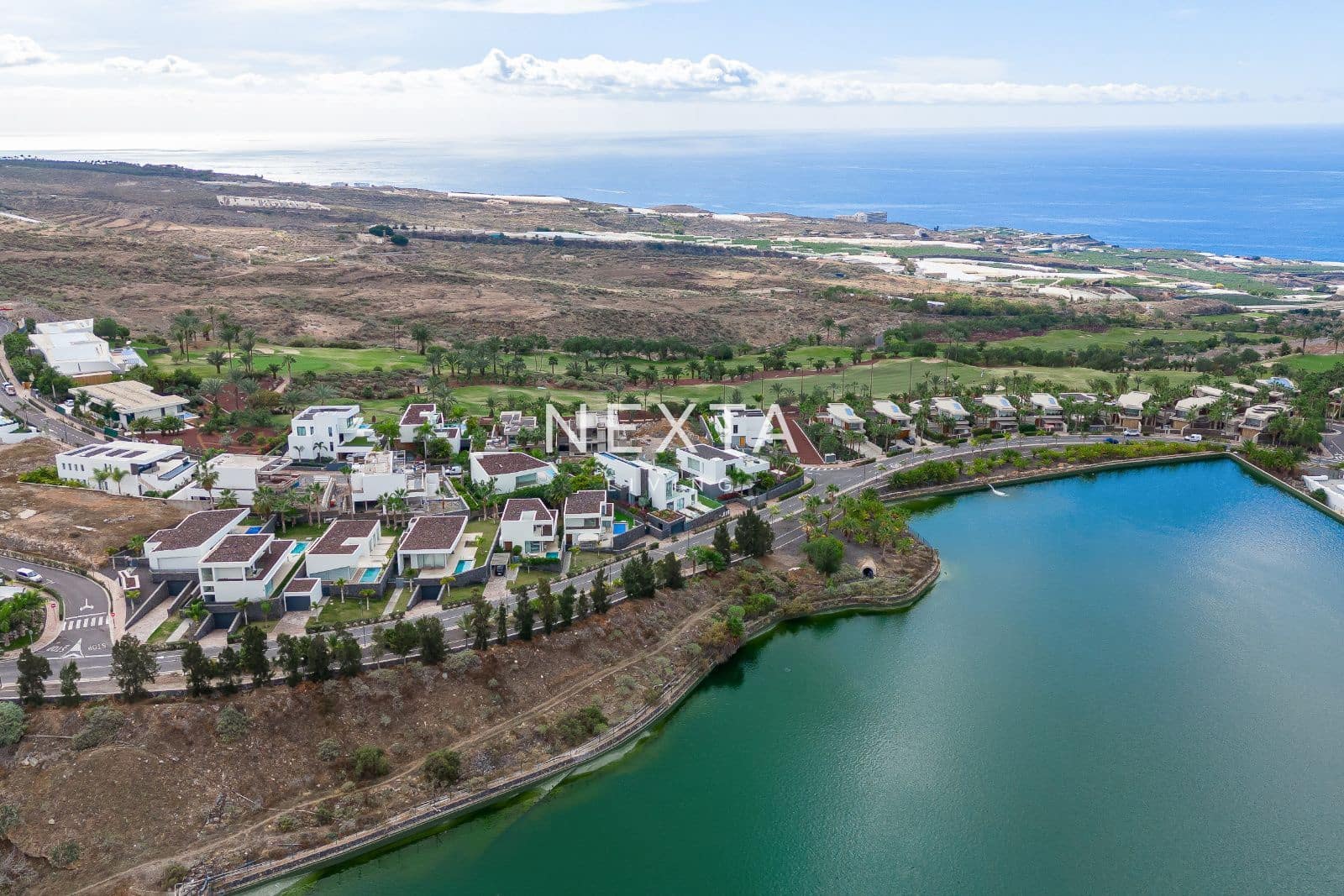 3 bedroom Villa for sale in Guia de Isora with pool garage - € 1,699,000 (Ref: 9515884)