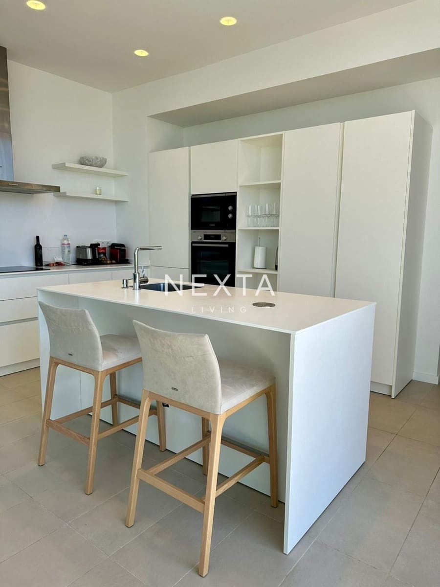 Chalet de 3 habitaciones en Guía de Isora en alquiler con piscina - 7.000 € (Ref: 9525511)