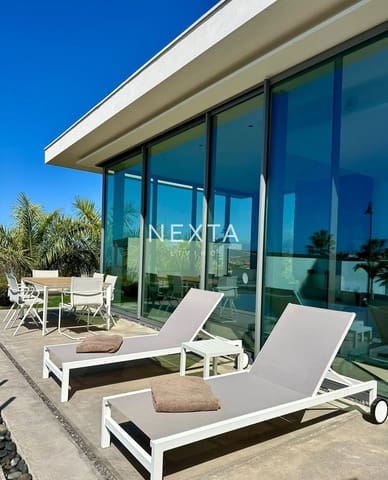 Chalet de 3 habitaciones en Guía de Isora en alquiler con piscina - 7.000 € (Ref: 9525511)