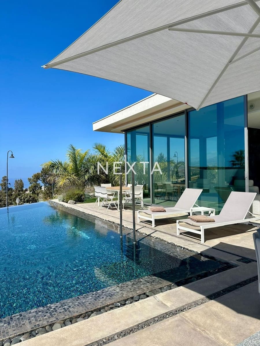 Chalet de 3 habitaciones en Guía de Isora en alquiler con piscina - 7.000 € (Ref: 9525511)