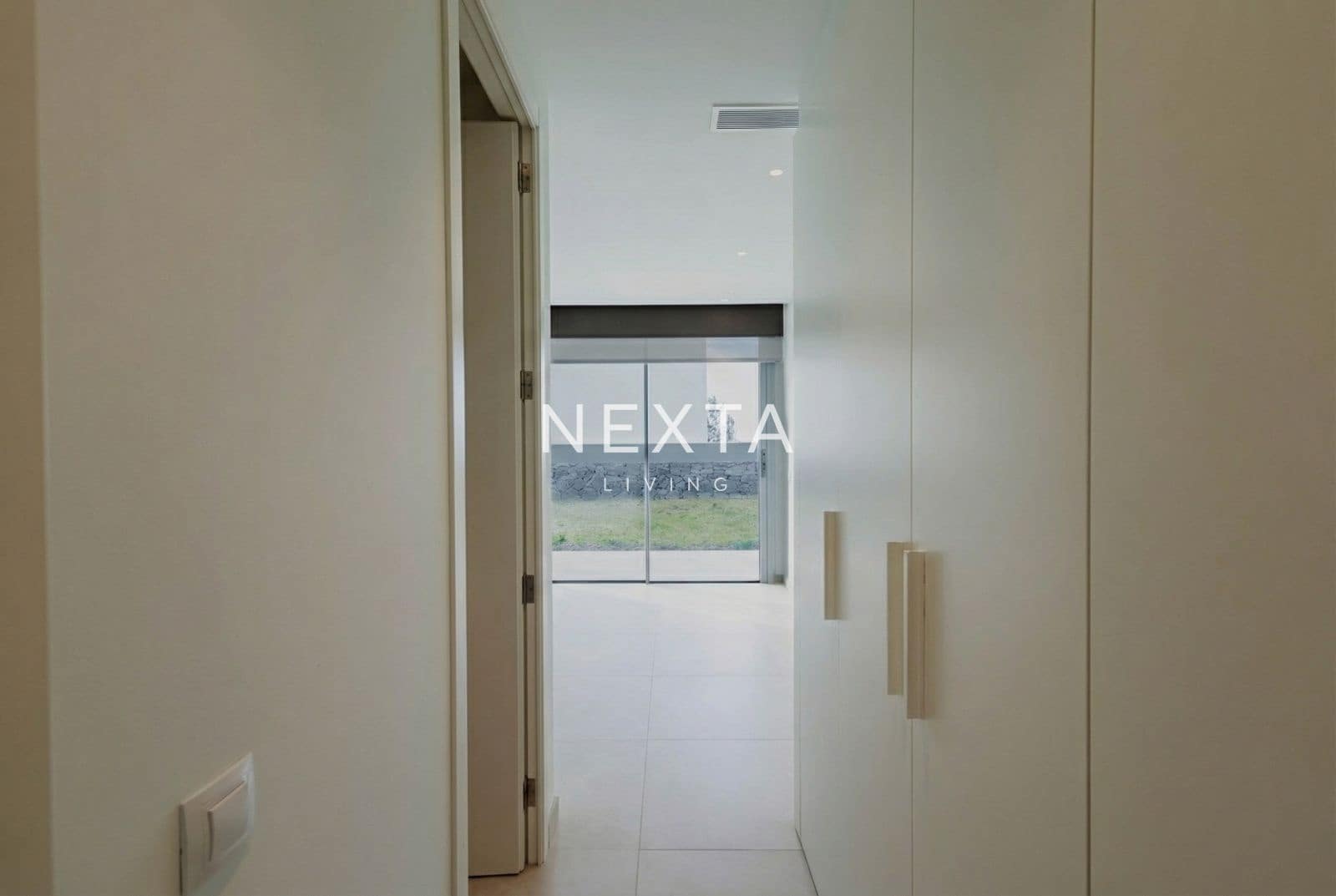 3 bedroom Villa for sale in Guia de Isora with pool garage - € 2,050,000 (Ref: 9536464)