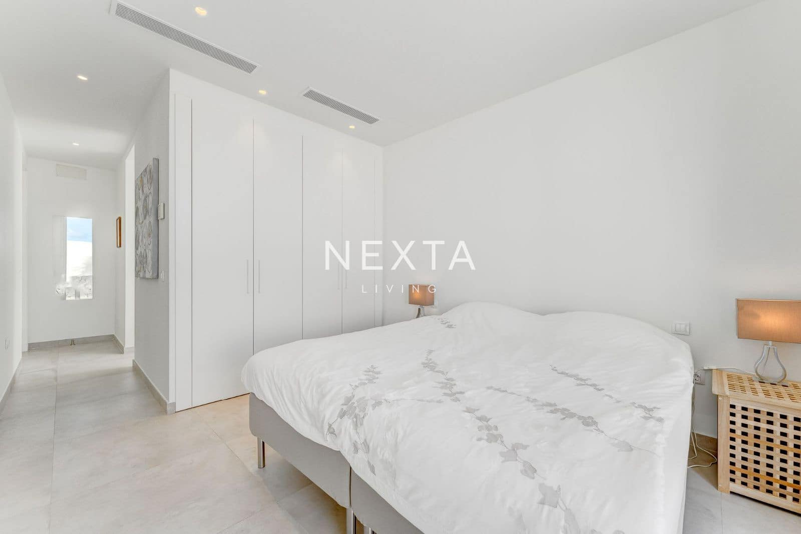 3 bedroom Villa for rent in Guia de Isora with pool garage - € 6,000 (Ref: 9539702)