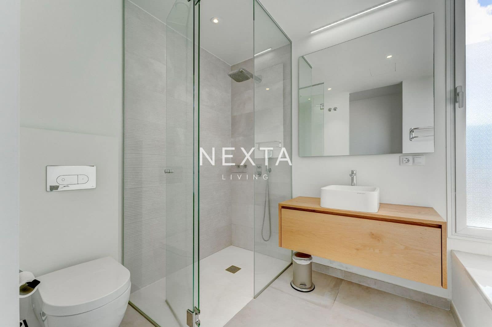 3 bedroom Villa for rent in Guia de Isora with pool garage - € 6,000 (Ref: 9539702)