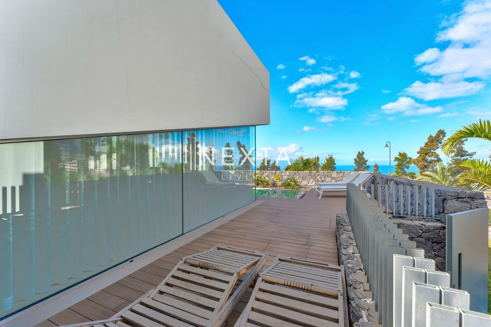 3 bedroom Villa for rent in Guia de Isora with pool garage - € 6,000 (Ref: 9539702)