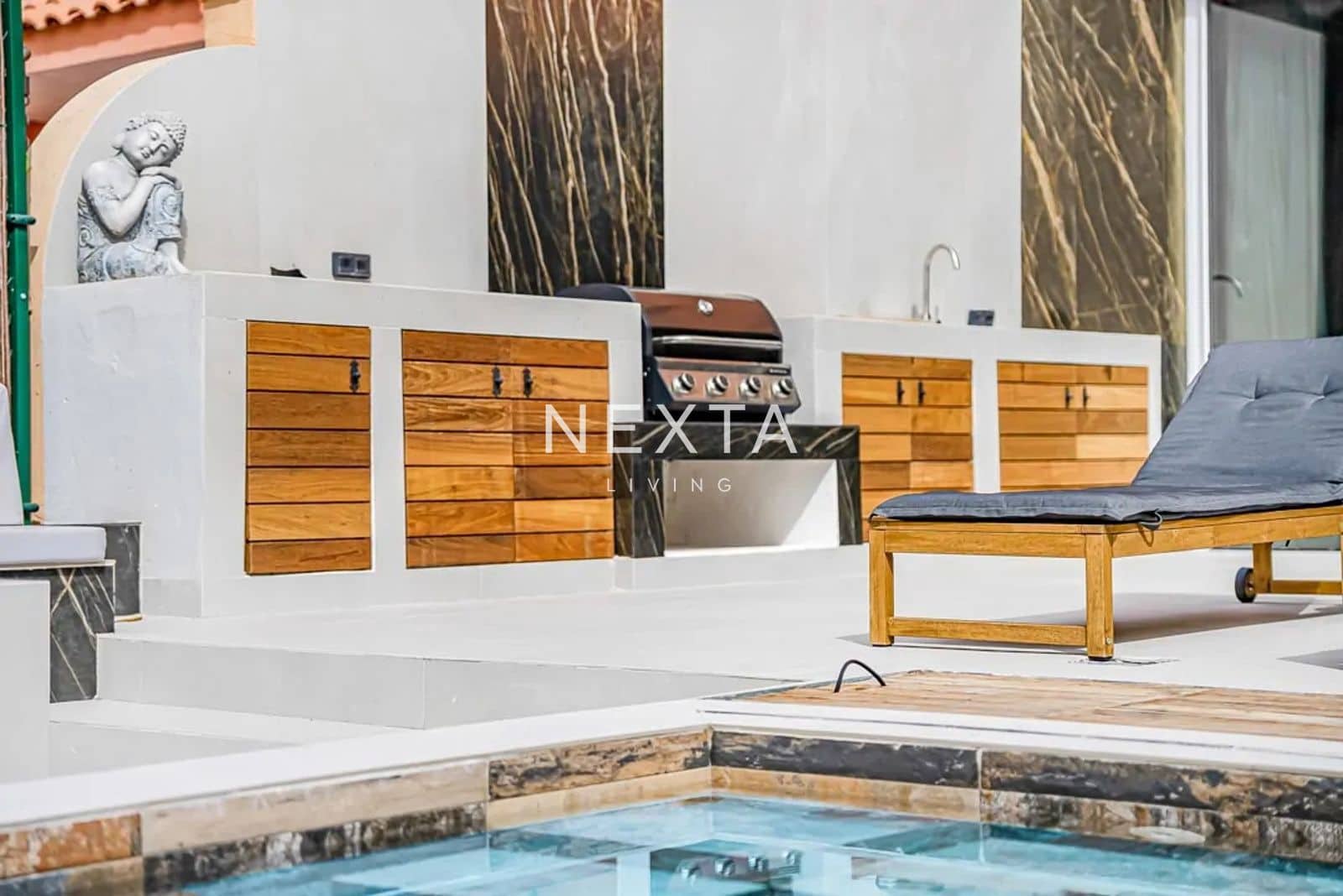 4 bedroom Townhouse for sale in Costa Adeje with pool garage - € 1,495,000 (Ref: 9547397)