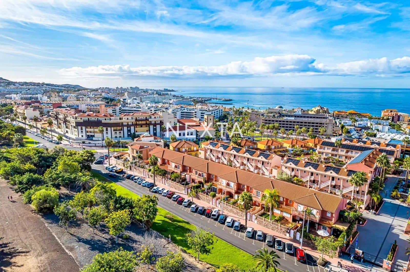 4 bedroom Townhouse for sale in Costa Adeje with pool garage - € 1,495,000 (Ref: 9547397)