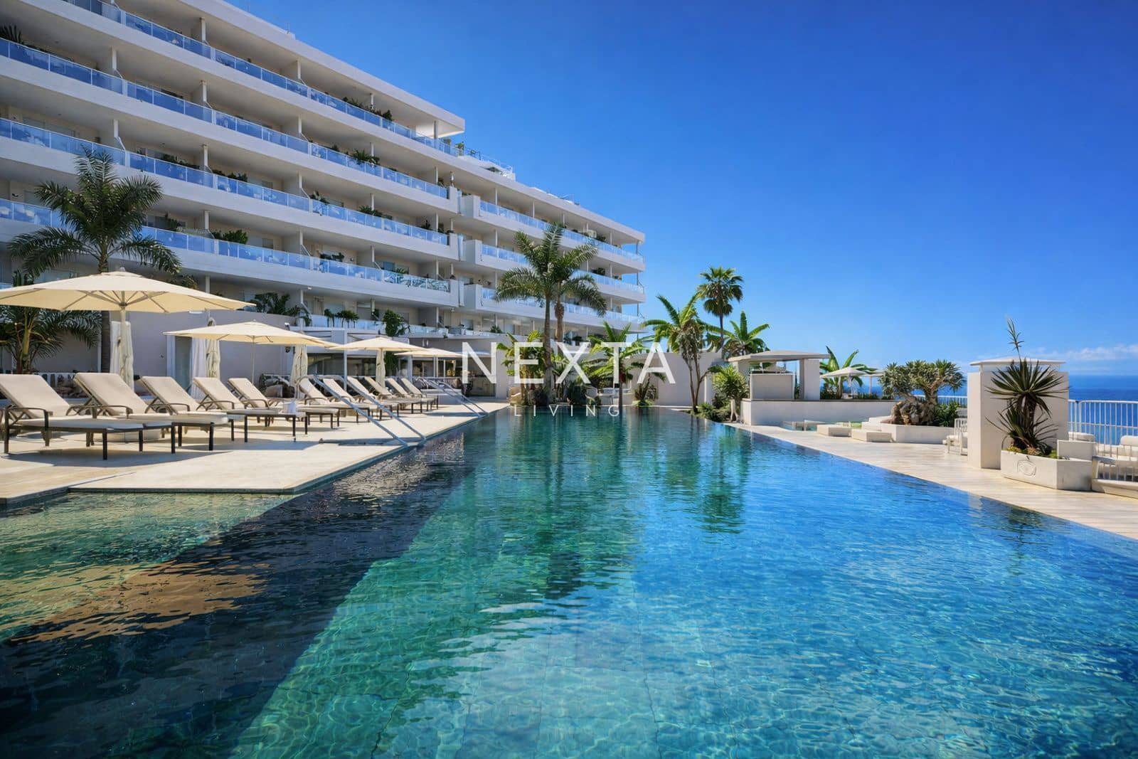 Flat te koop in Costa Adeje met zwembad - € 438.690 (Ref: 9559382)