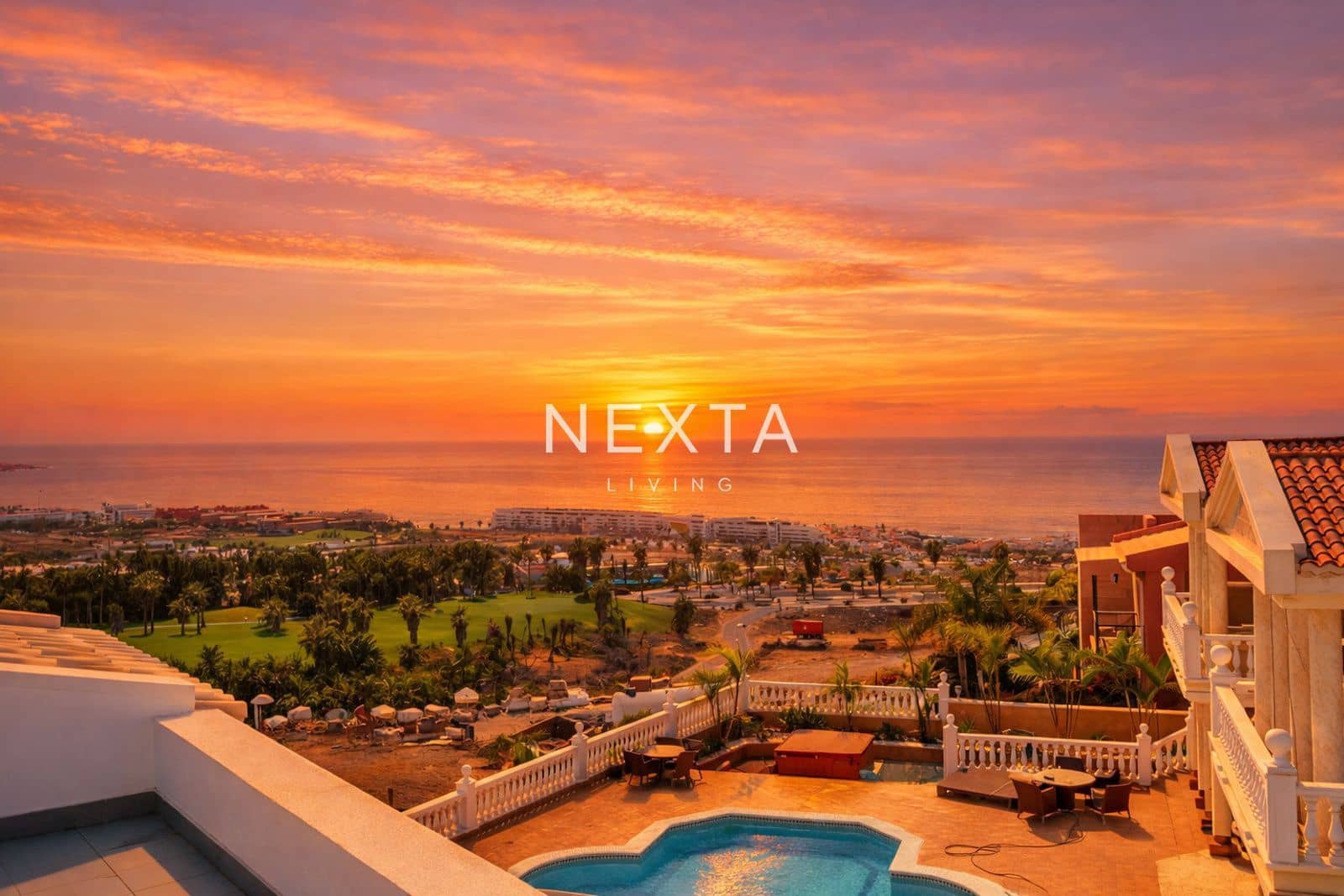 6 soveværelse Villa til salg i Costa Adeje med swimmingpool garage - € 4.250.000 (Ref: 9559772)