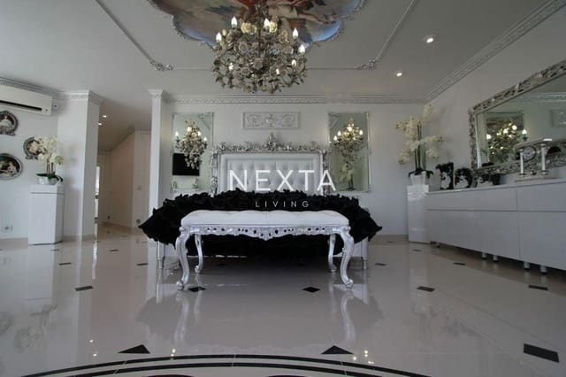 6 sovrum Villa till salu i Playa del Duque, Adeje med pool garage - 4 250 000 € (Ref: 9559772)